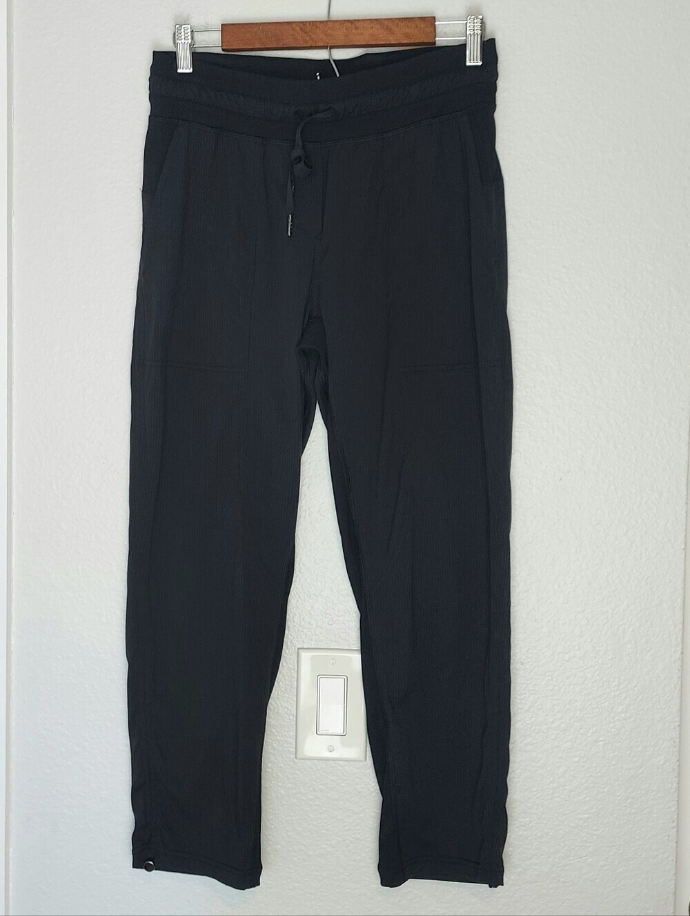 Lululemon Dance Studio Crop 25" Black Size 6